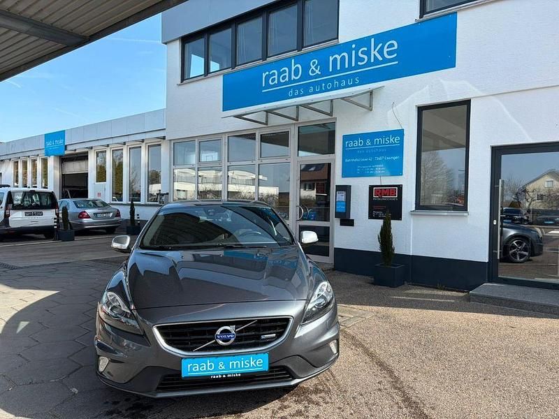 Gebraucht Volvo V40 R-Design 150 PS (110 kW) 2013 Silber Limousine