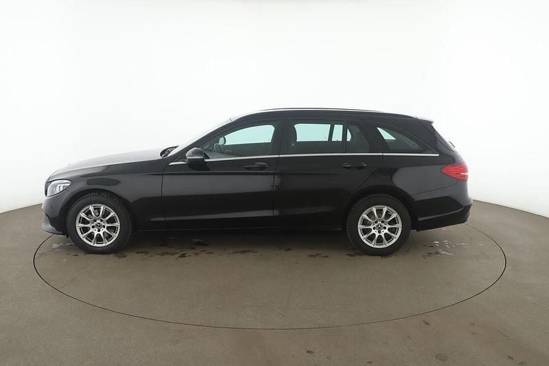 Second-hand Mercedes C200 2019 Negru Break