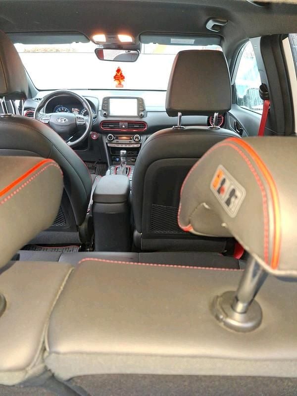 Weiß Gebraucht 2020 Hyundai Kona Turbo SUV | 15.500 € (Superpreis) - Bild 1/4