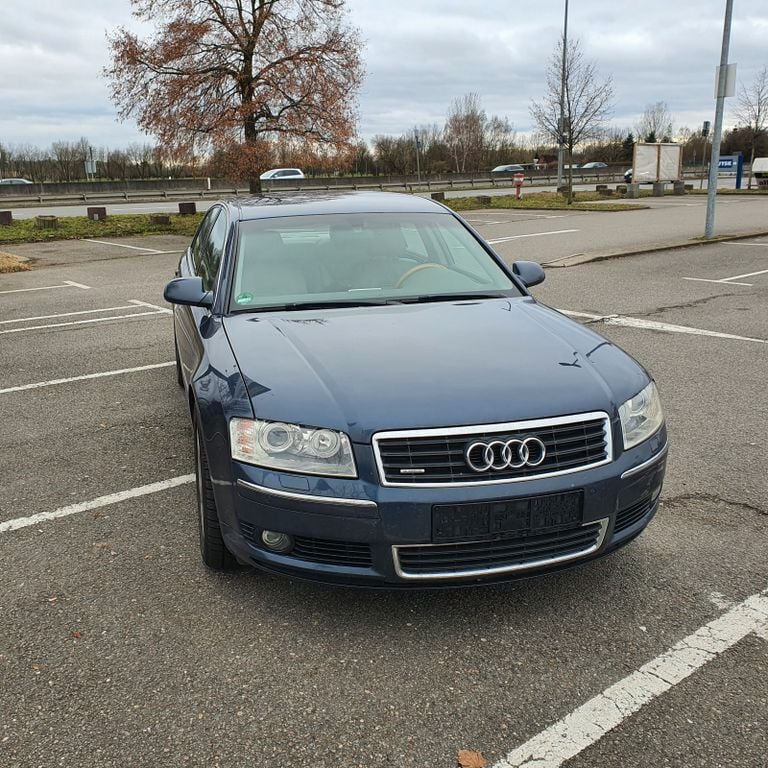 Gebraucht Audi A8 334 PS (245 kW) 2003 Blau Limousine