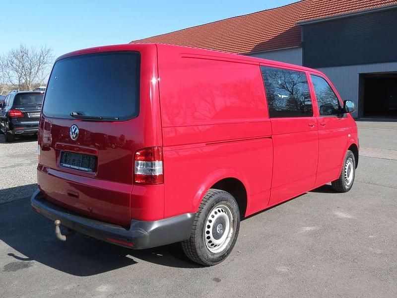Gebraucht VW Transporter 140 PS (102 kW) 2014 Salsa red Van