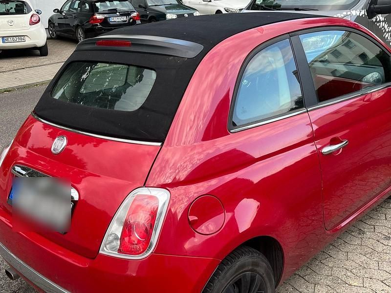 Rot Gebraucht 2009 Fiat 500 Cabrio | 4.100 € (Fairer Preis) - Bild 1/4
