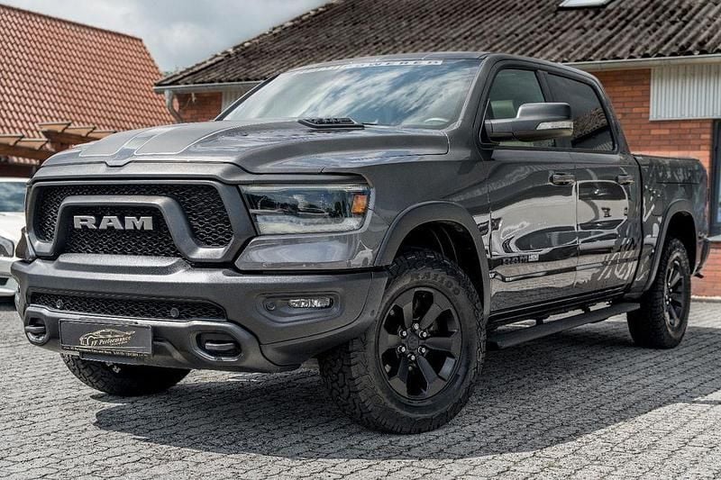 Gebraucht Dodge Ram 401 PS (294 kW) 2019 Grau Pickup