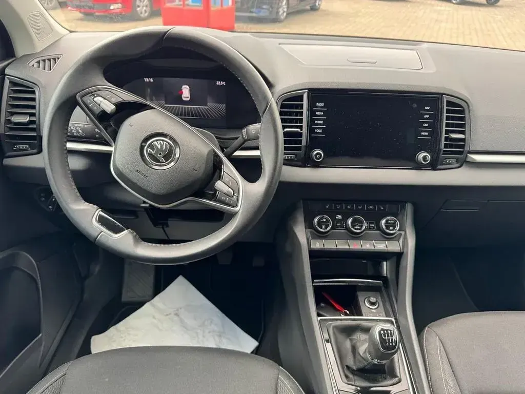 Gebraucht Skoda Karoq Selection 116 PS (85 kW) 2024 Schwarzmagic perleffekt SUV