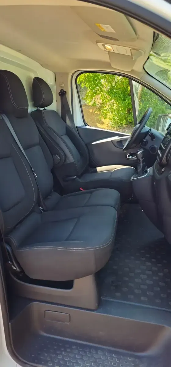 Gebraucht Nissan NV300 145 PS (106 kW) 2019 Weiß Van