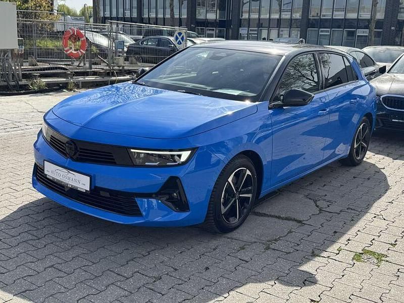 Gebraucht Opel Astra 131 PS (96 kW) 2025 Andere Limousine