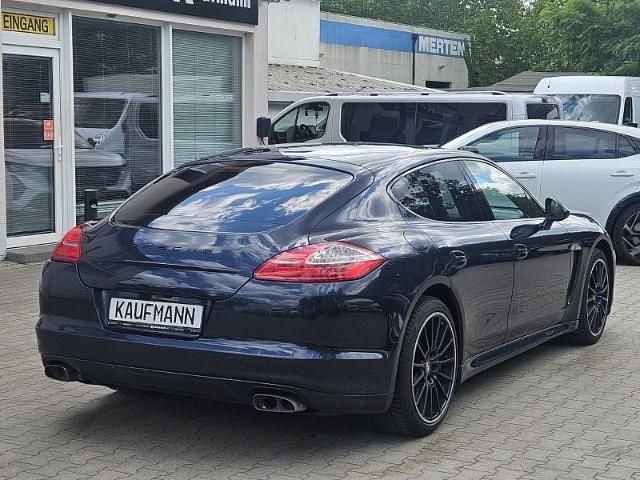 Gebraucht Porsche Panamera 250 PS (183 kW) 2012 Blau Limousine
