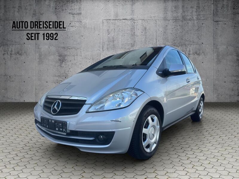 Silber Gebraucht 2010 Mercedes A160 Limousine | 4.999 € (Fairer Preis) - Bild 1/4