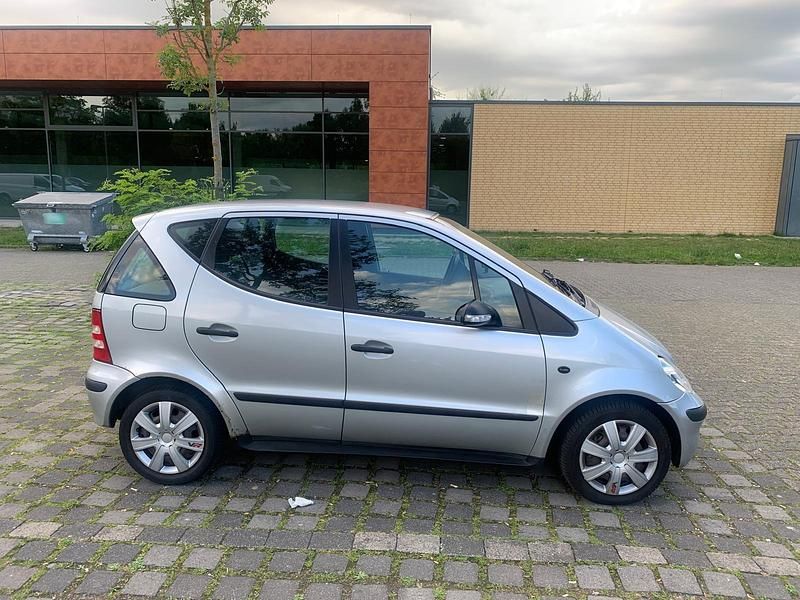 Gebraucht Mercedes A160 2004 Silber Kleinwagen