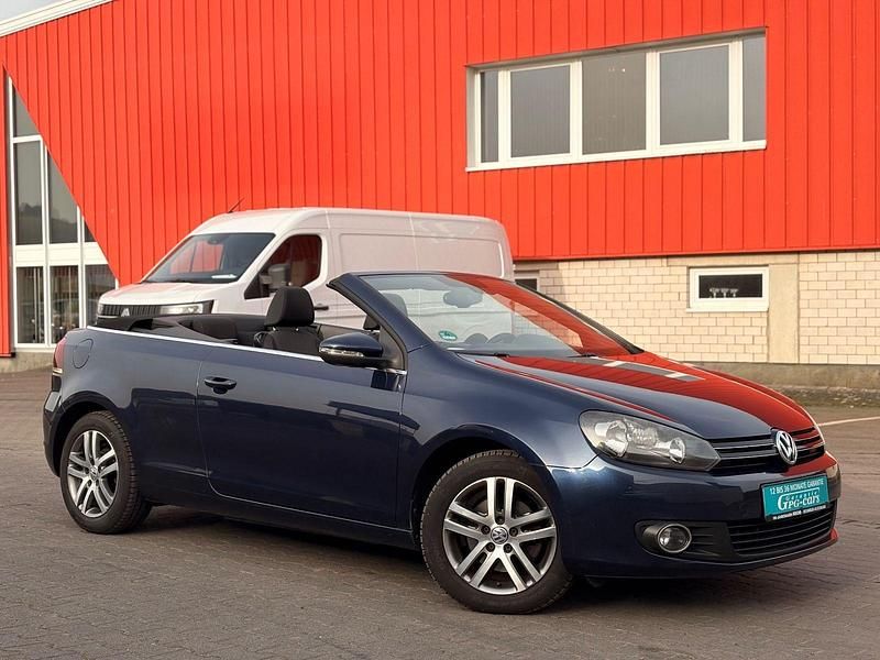 Gebraucht VW Golf Cabriolet 105 PS (77 kW) 2013 Blau Cabrio