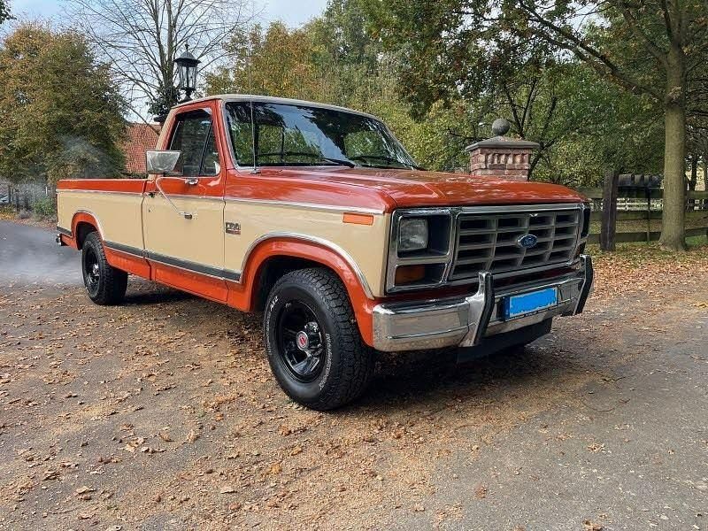 Gebraucht Ford V8 137 PS (100 kW) 1983 Orange Pickup