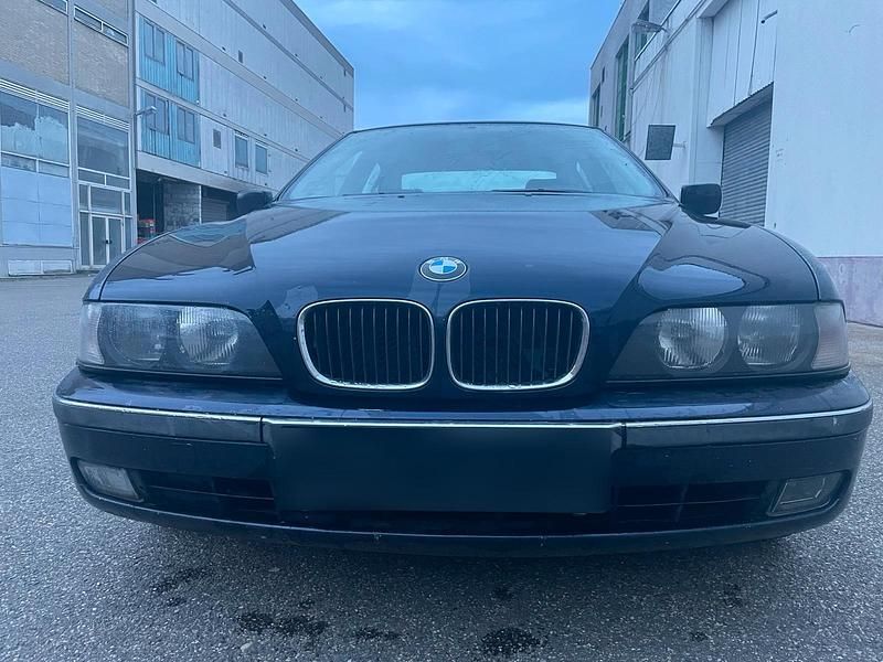 Gebraucht BMW 520 150 PS (110 kW) 2000 Blau Limousine