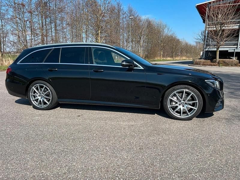 Gebraucht Mercedes E350 AMG 286 PS (210 kW) 2020 Schwarz Kombi