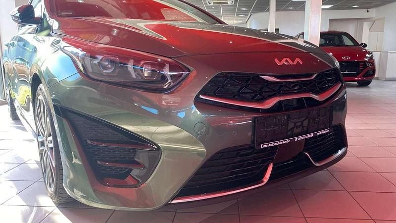 Gebraucht Kia ProCeed GT-Line 160 PS (117 kW) 2023 Grün Kombi