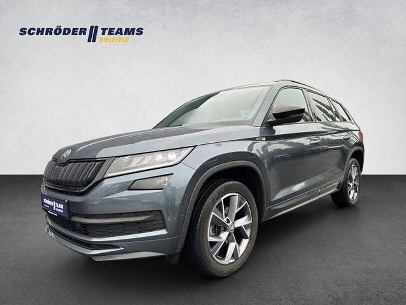 Grau Gebraucht 2021 Skoda Kodiaq SportLine SUV | 26.990 € (Fairer Preis) - Bild 1/4
