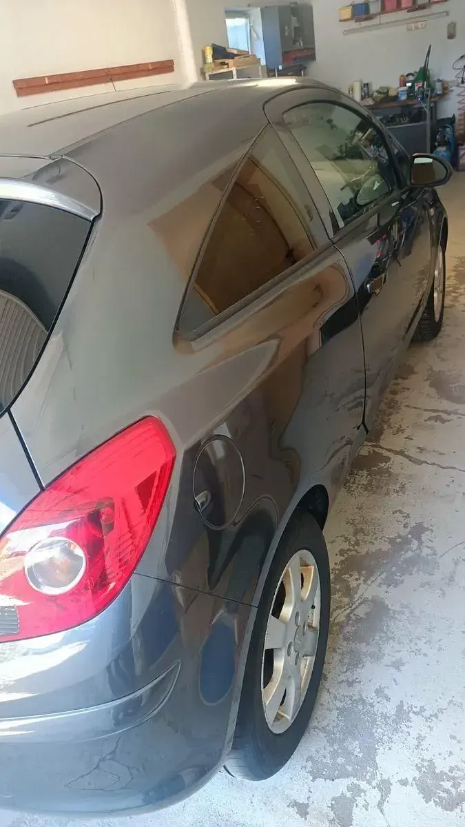Gebraucht Opel Corsa Edition 87 PS (63 kW) 2010 Grau Kleinwagen