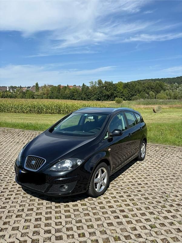 Schwarz Gebraucht 2012 Seat Altea XL Van / Kleinbus | 3.950 € (Guter Preis) - Bild 1/4