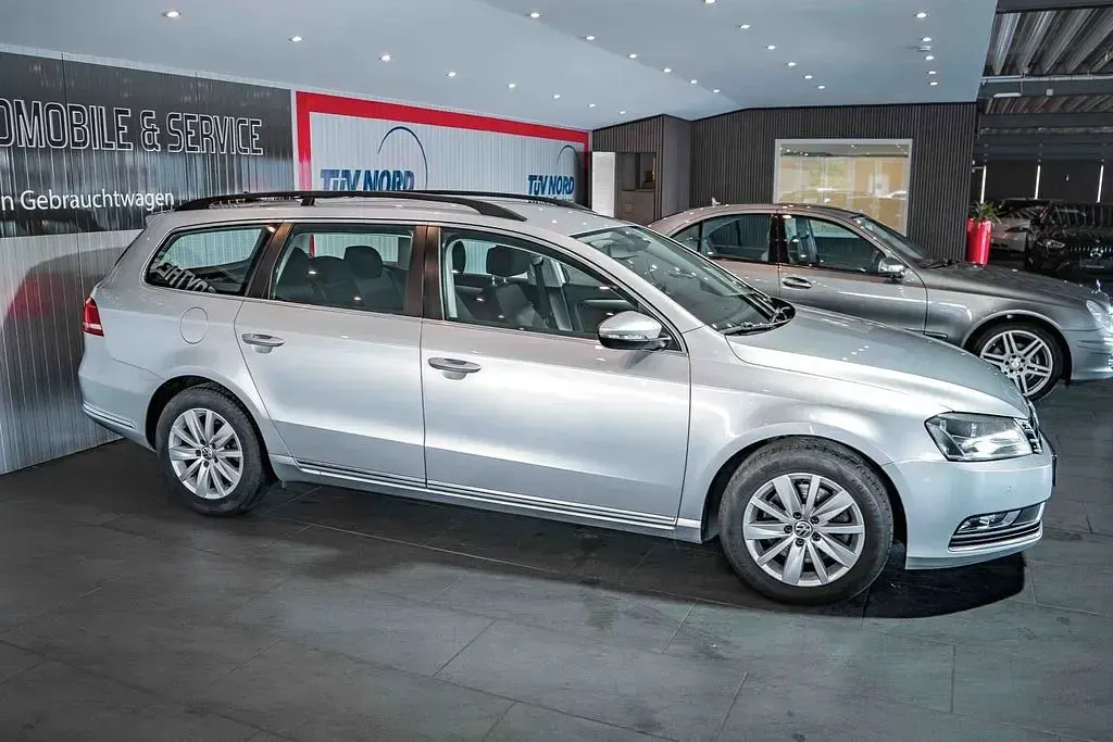 Gebraucht VW Passat Comfortline 140 PS (102 kW) 2014 Silber Kombi