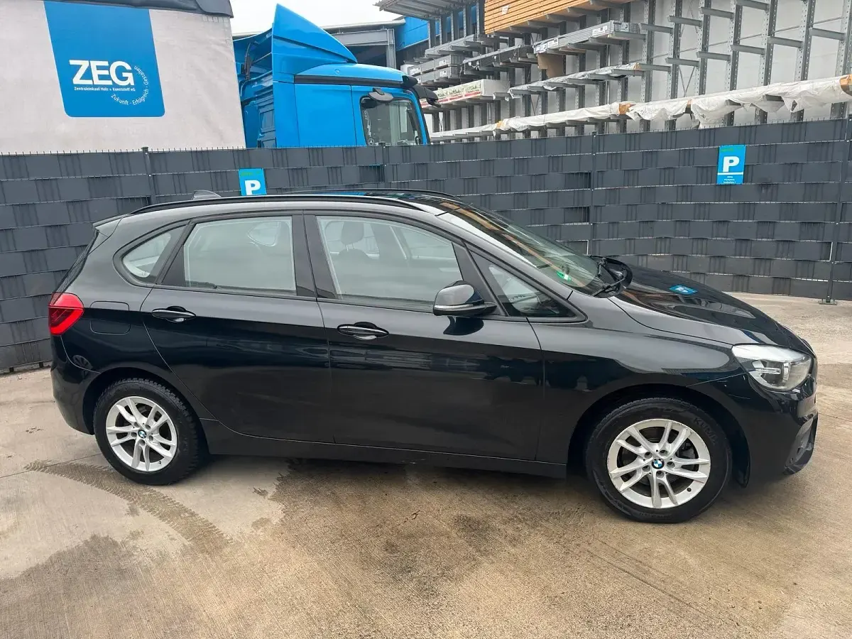 Gebraucht BMW 216 116 PS (85 kW) 2017 Schwarz Kombi
