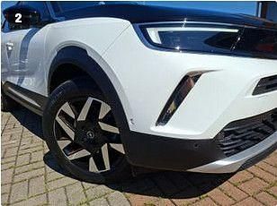 Gebraucht Opel Mokka-e Elegance 100 kW (136 PS) 2021 Jade weiss/arktis weiss SUV