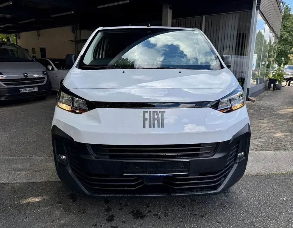 Gebraucht Fiat Scudo 177 PS (130 kW) 2024 Weiß Van