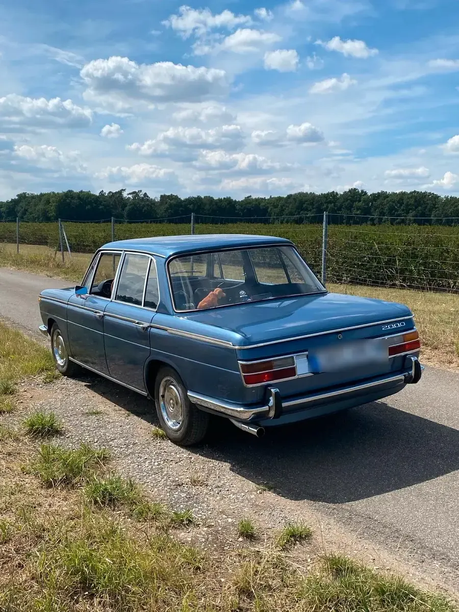 Gebraucht BMW 2000 100 PS (73 kW) 1970 Blau Limousine