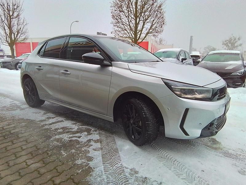 Gebraucht Opel Corsa 101 PS (74 kW) 2025 /typ aussenverkleidung metalliclackierung Kleinwagen