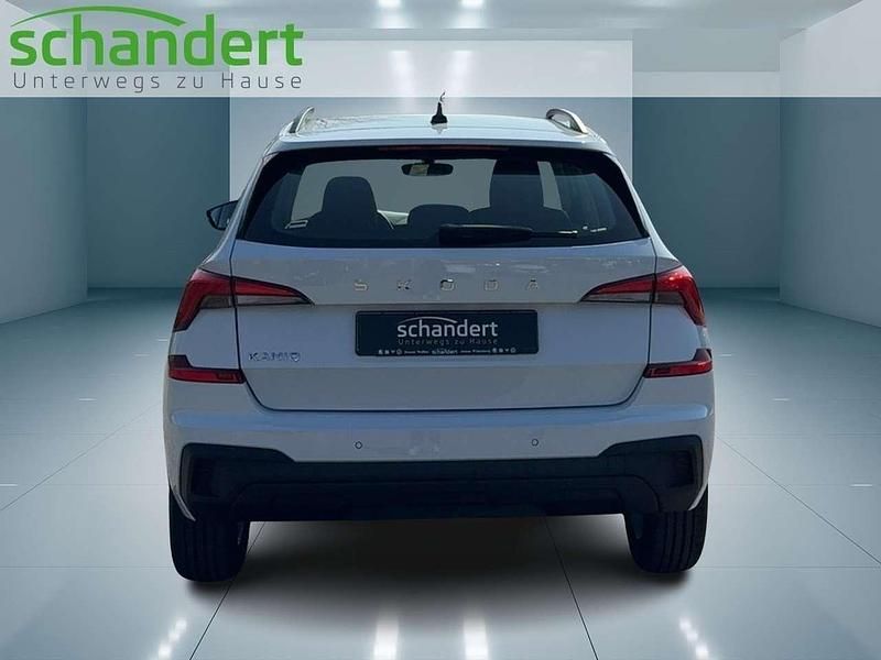 Gebraucht Skoda Kamiq Essence 95 PS (69 kW) 2025 Moonweiß metallic SUV