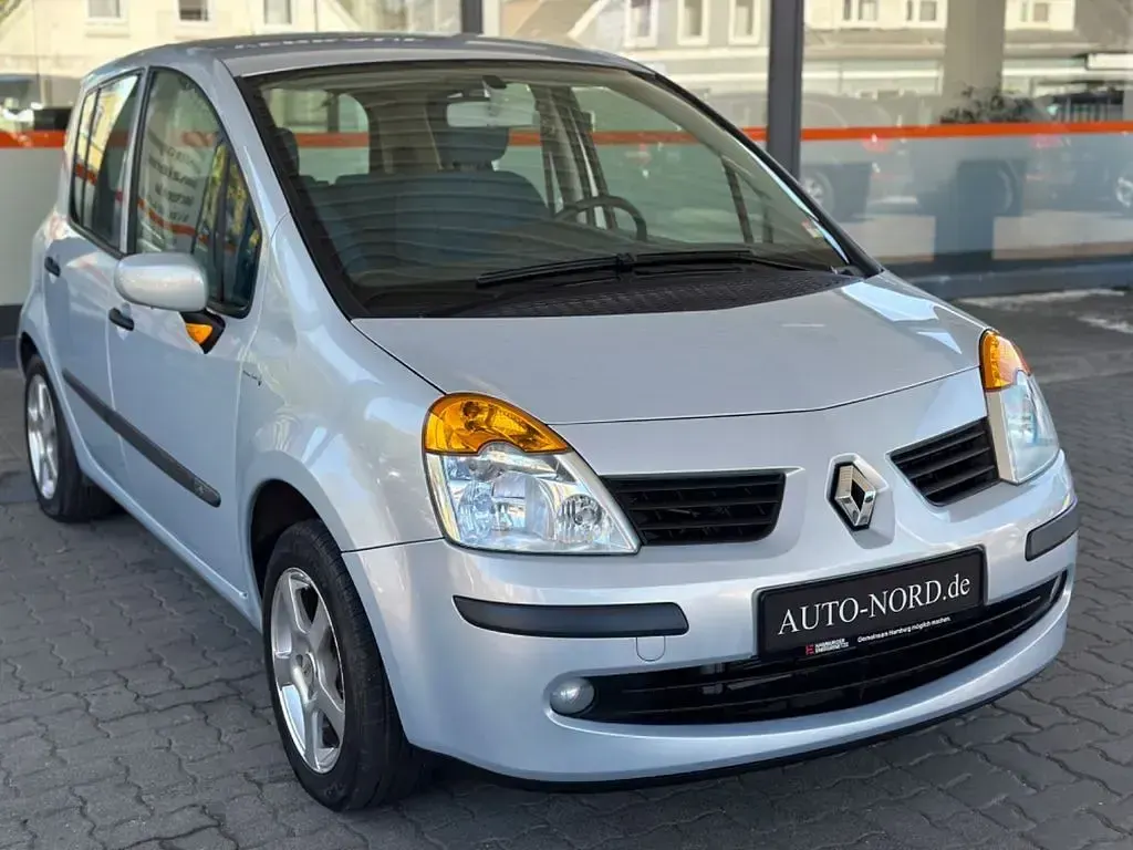 Usata Renault Modus 75 CV (55 kW) 2005 Grigio Monovolume