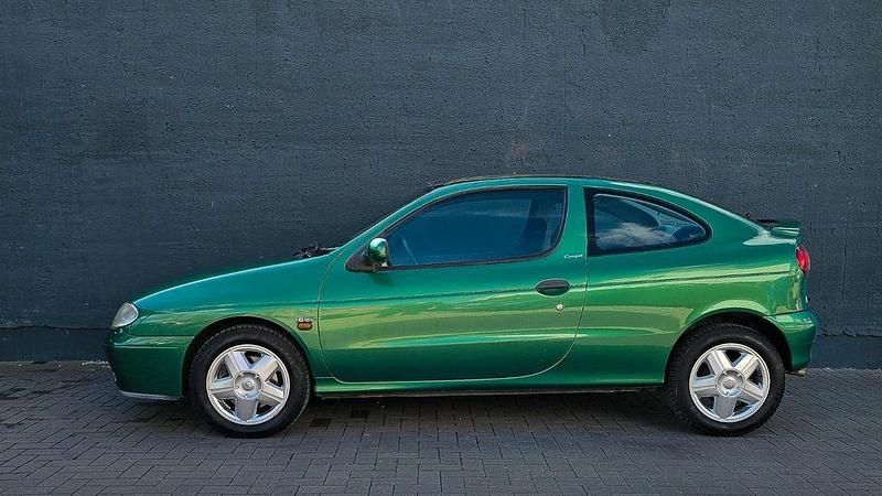 Gebraucht Renault Mégane 107 PS (78 kW) 2000 Grün Coupé