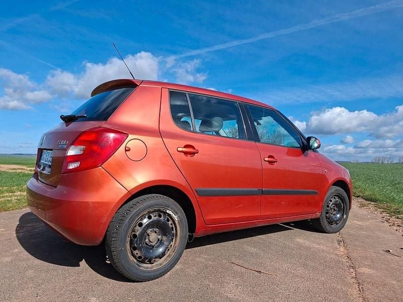Gebraucht Skoda Fabia 86 PS (63 kW) 2009 Orange Limousine