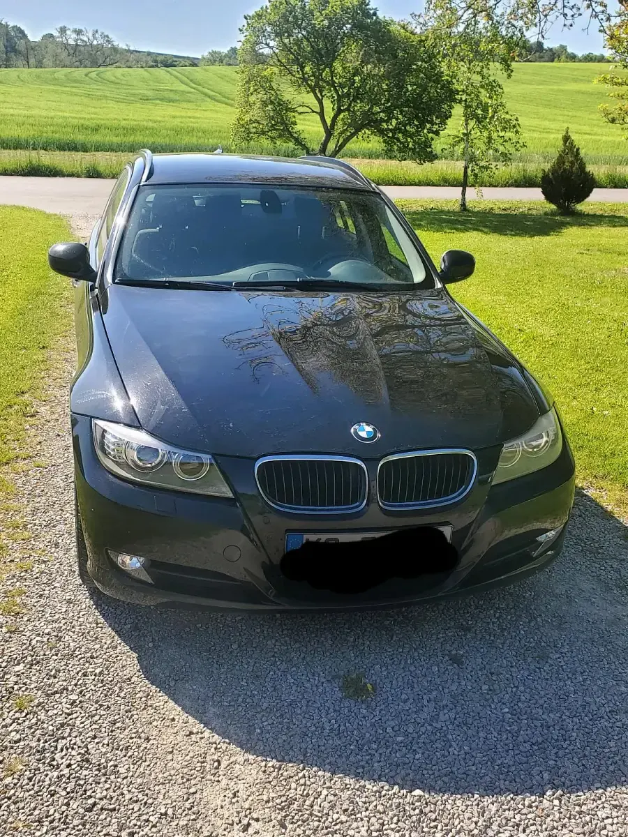 Używany BMW 320 Efficient Dynamics 163 KM (119 kW) 2010 Czarny Kombi