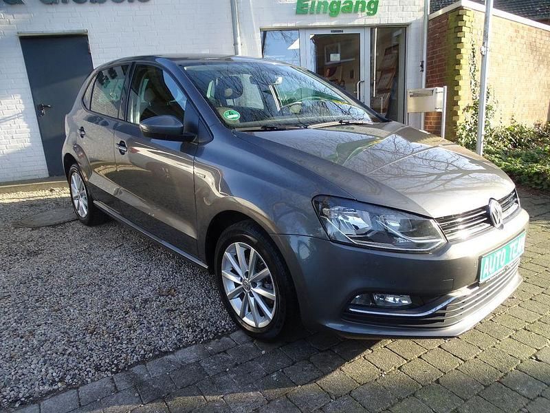Gebraucht VW Polo LOUNGE 60 PS (44 kW) 2015 Grau Limousine