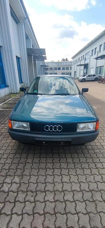 Grün Gebraucht 1988 Audi 80 Limousine | 2.500 € - Bild 1/4