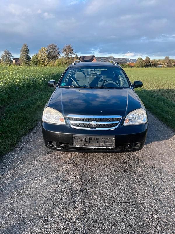 Schwarz Gebraucht 2006 Chevrolet Nubira Kombi | 1.850 € - Bild 1/4