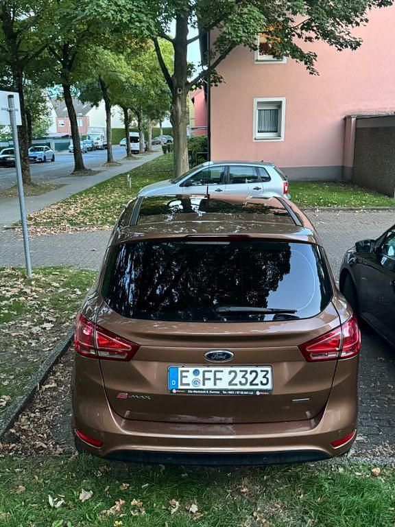 Gebraucht Ford B-MAX SYNC Edition 95 PS (69 kW) 2013 Braun Van / Kleinbus