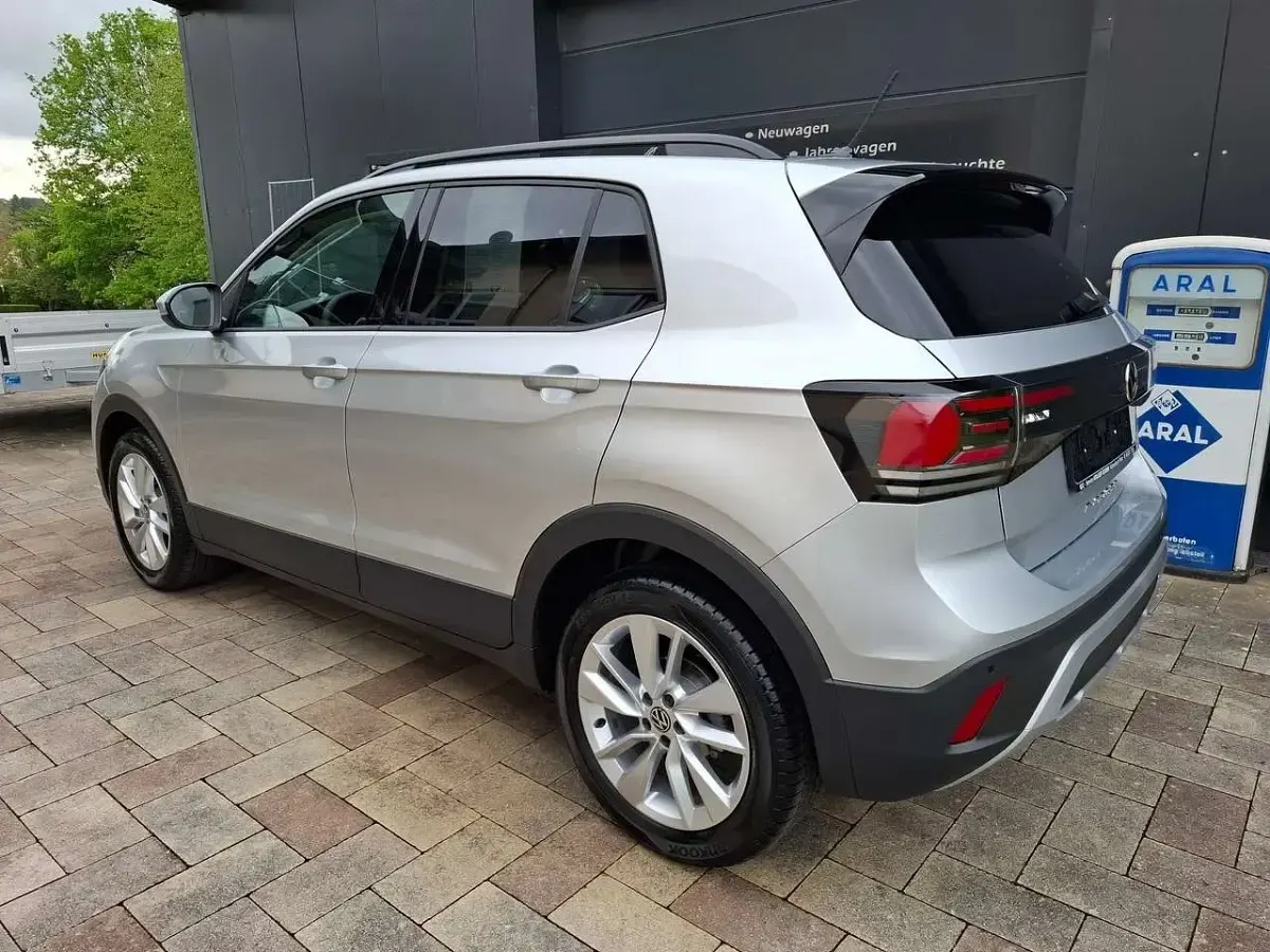 Neu VW T-Cross 116 PS (85 kW) 2026 Reflexsilber SUV
