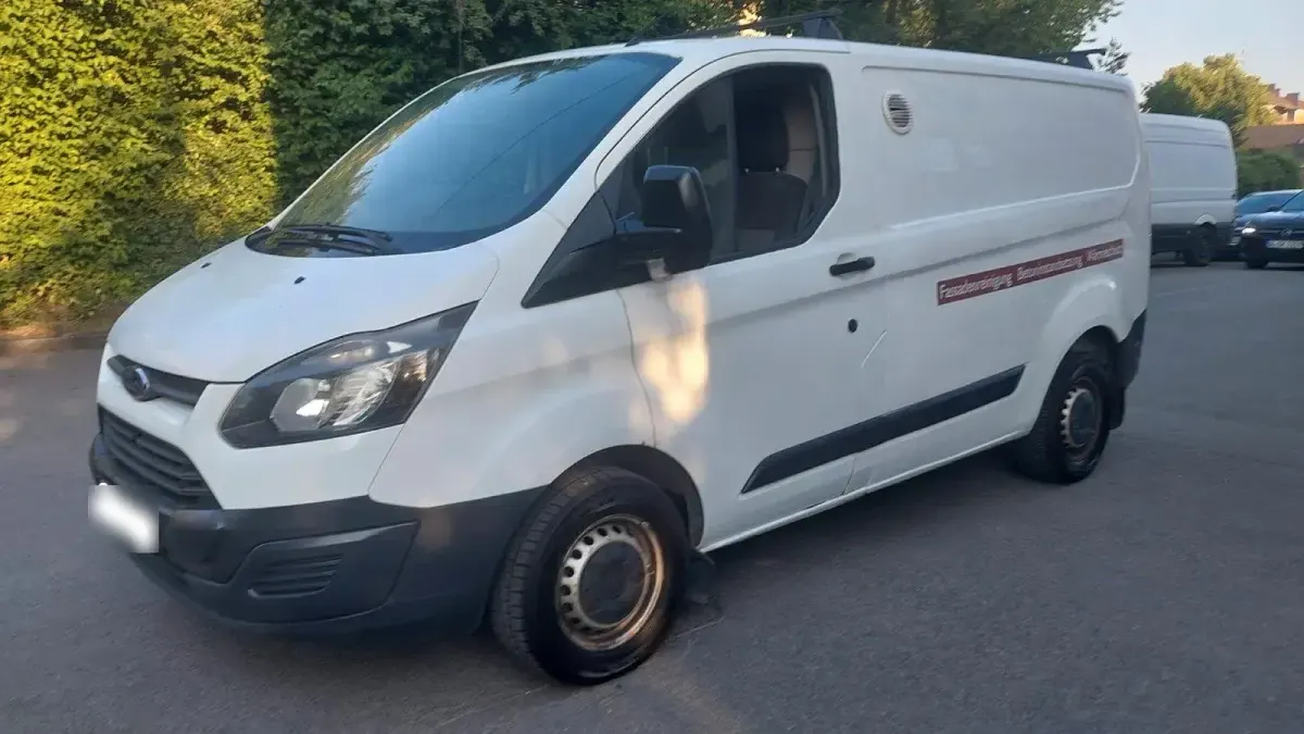 Gebraucht Ford Transit Custom 101 PS (74 kW) 2013 Weiß Van