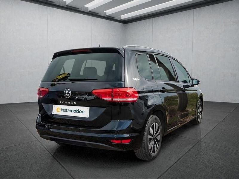 Gebraucht VW Touran 150 PS (110 kW) 2025 Schwarz Van / Kleinbus