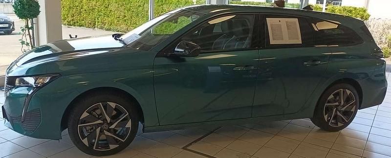 Gebraucht Peugeot 308 SW Allure 131 PS (96 kW) 2025 Avatar metallic Kombi
