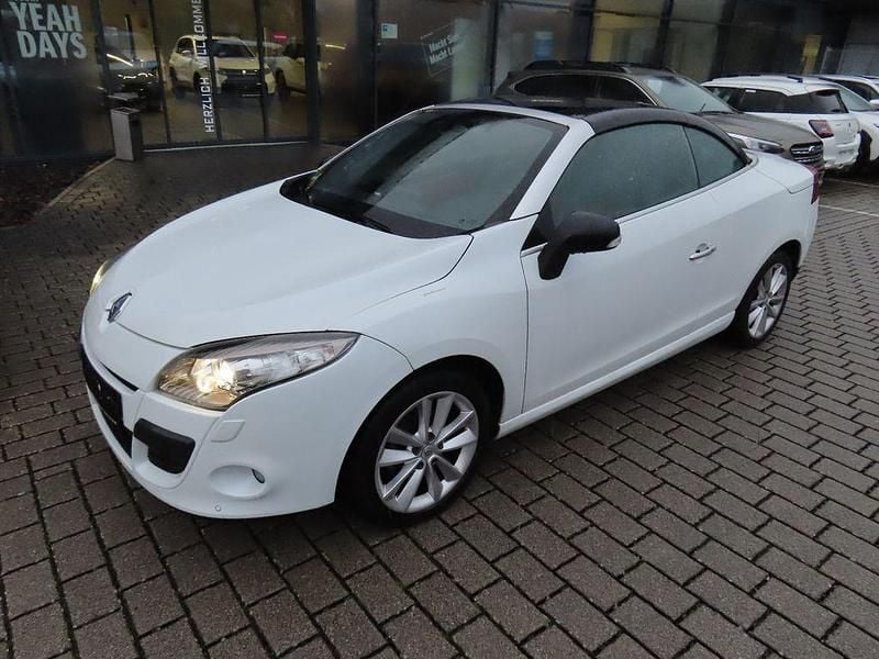 Weiß Gebraucht 2010 Renault Mégane Cabriolet Luxe Cabrio | 7.790 € (Fairer Preis) - Bild 1/4