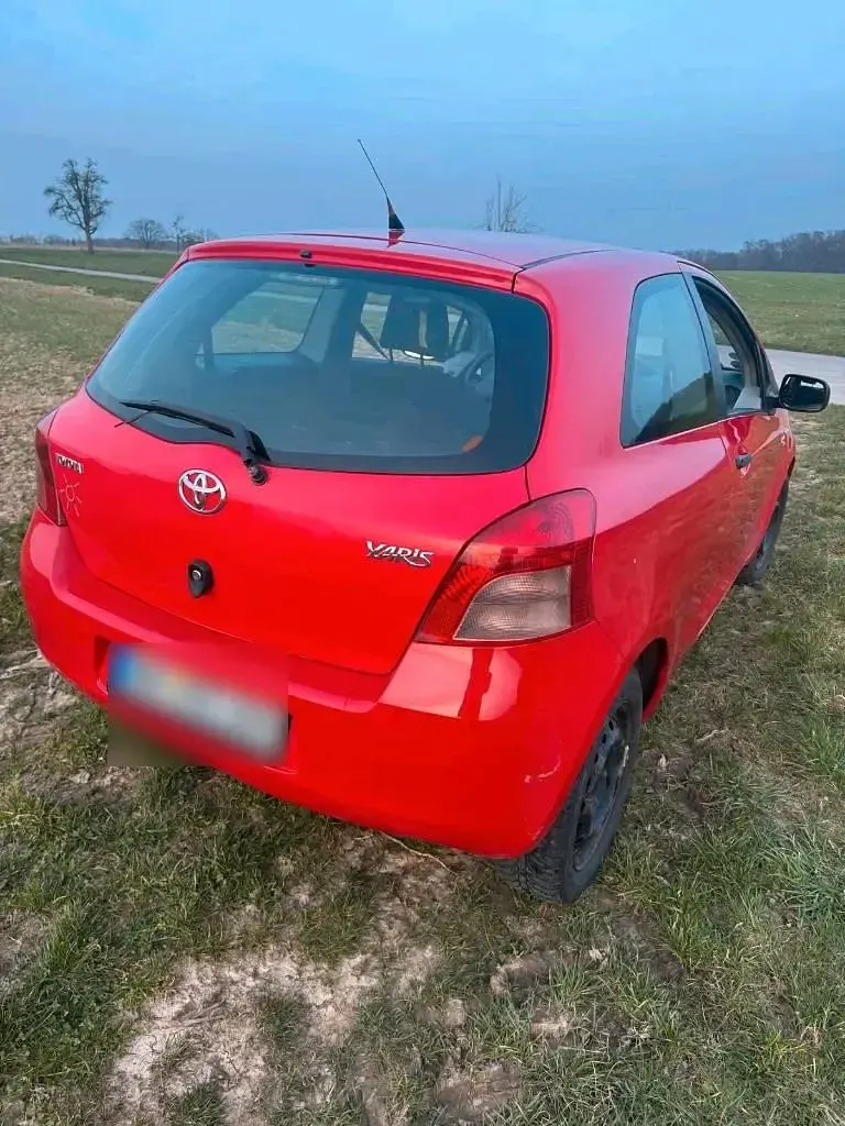 Gebraucht Toyota Yaris 87 PS (63 kW) 2007 Rot Kleinwagen