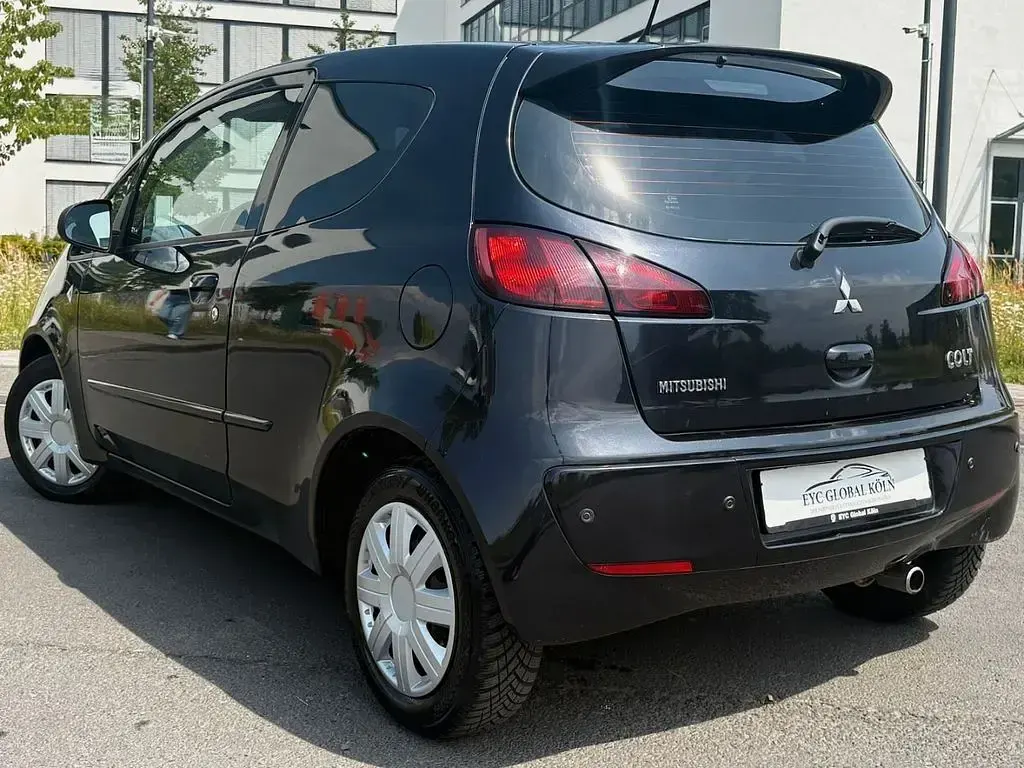 Gebraucht Mitsubishi Colt Motion 95 PS (69 kW) 2008 Black saphire Kleinwagen