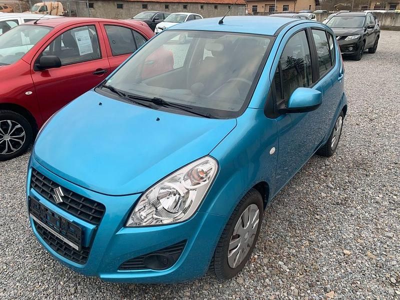 Gebraucht Suzuki Splash Club 68 PS (50 kW) 2012 Blau Kleinwagen