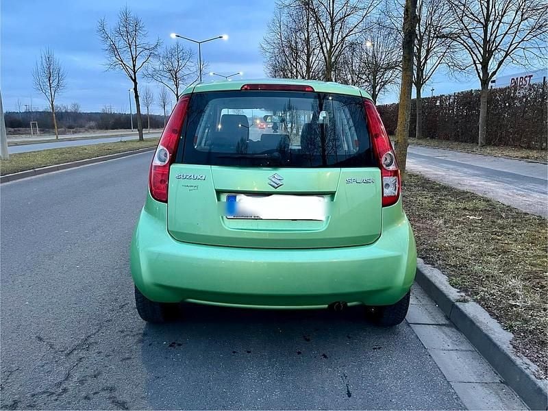 Gebraucht Suzuki Splash 65 PS (47 kW) 2008 Grün Kleinwagen