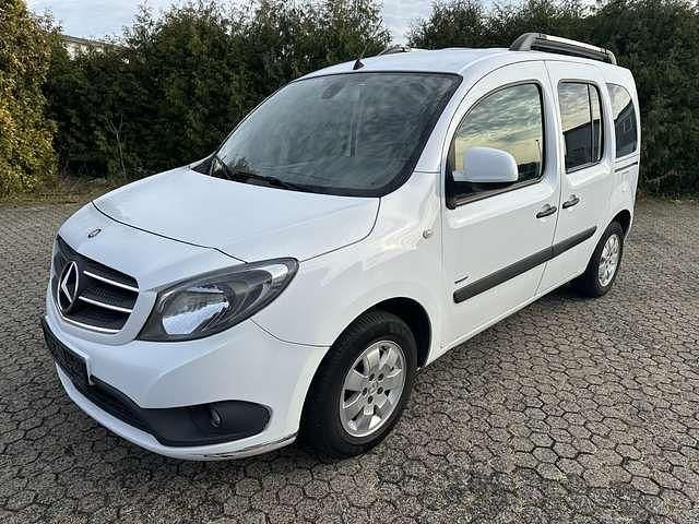 Arktikweiss Gebraucht 2016 Mercedes Citan 111 Edition Kombi | 6.900 € (Superpreis) - Bild 1/4