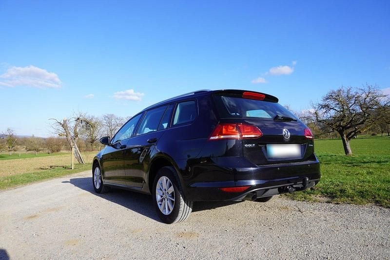 Gebraucht VW Golf VII 110 PS (80 kW) 2016 Schwarz Kombi