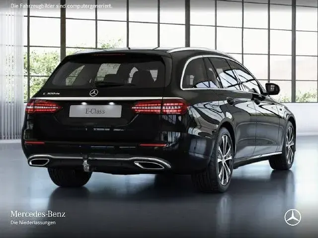 Gebraucht Mercedes E300 306 PS (225 kW) 2022