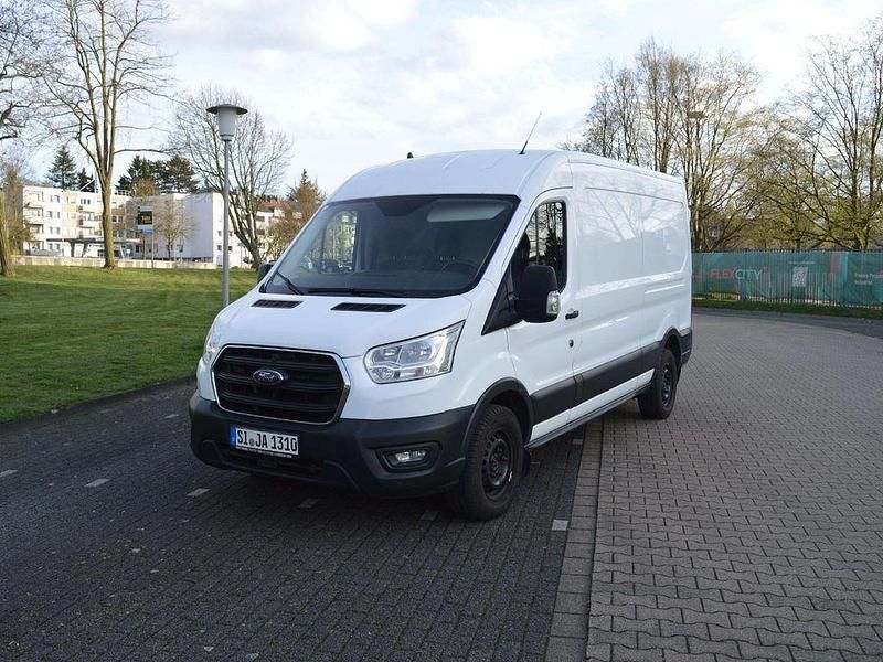 Gebraucht Ford Transit Basis 170 PS (125 kW) 2020 Weiß Pickup
