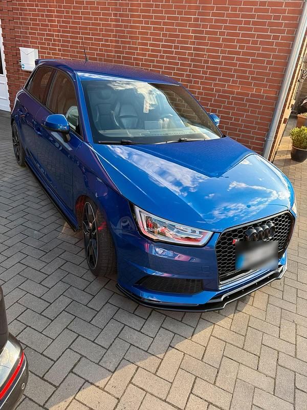 Second-hand Audi A1 Performance 231 CP (169 kW) 2017 Albastru Hatchback